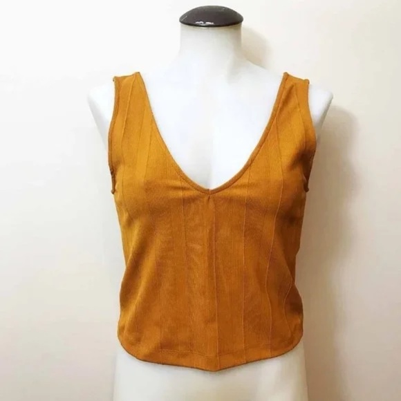 Zara Tops - ZARA Ribbed V Neck Tankk